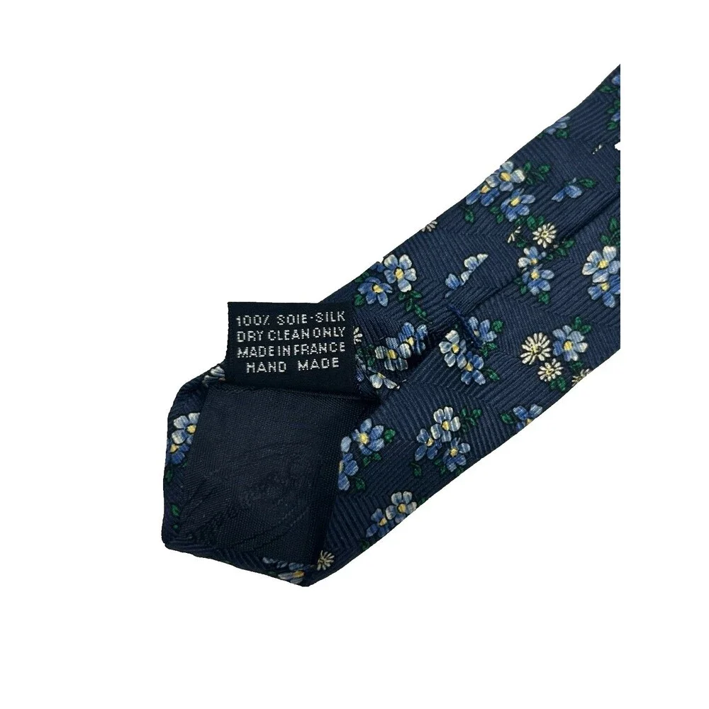 Faconnable Nordstrom Men’s Silk Tie Navy Blue Floral France  57.25 x 3.75